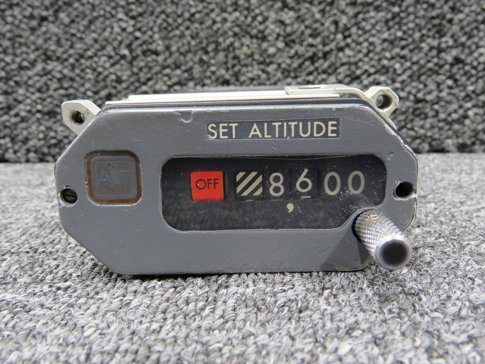 20545-002 Intercontinental Dynamics 540 Altitude Alerter Indicator w Mods (Core)