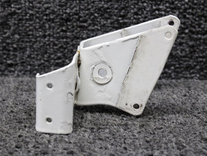 104560-002 Piper PA46-500TP Aft Main Gear Door Actuator Bracket LH