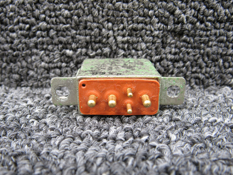 M6106-19-012 (Alt: FCA-125-12) Struthers-Dunn Relay 25 Amp Polarized
