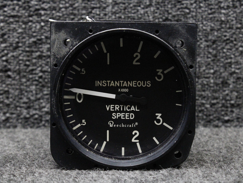 RC-30-V-LE (Alt: 100-384054-3) Aerosonic Vertical Speed Indicator (Lighted)