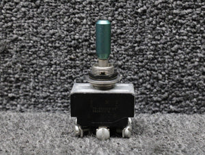 8906K2375 (Alt: 35-380053-29) Cutler-Hammer 3-Position Toggle Switch