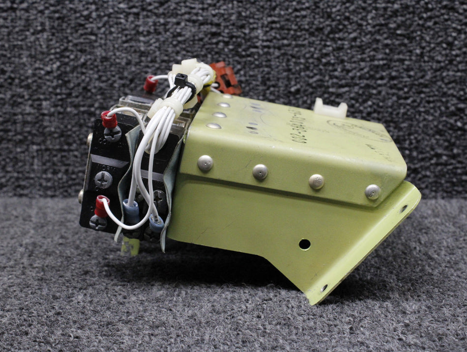 95-364011 Beechcraft 58 Landing Gear Limit Switch Assembly with Bracket