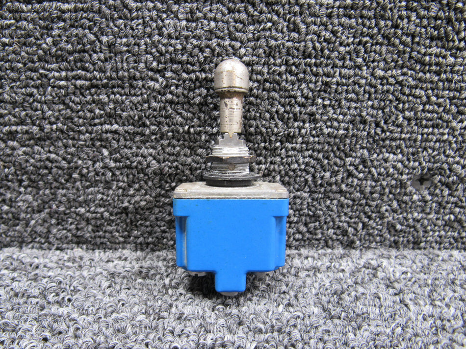 2TL1-10A (Alt: MS27408-4A) Micro Switch 3 Position Toggle Switch