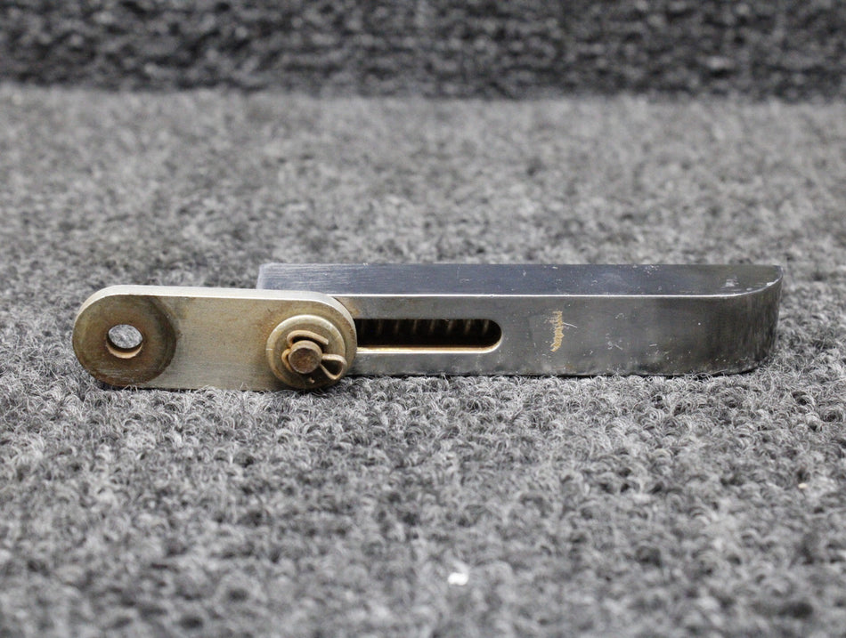 36-430012-151, 36-430012-65 Beechcraft 58 Utility Door Precatch Latch with Tab