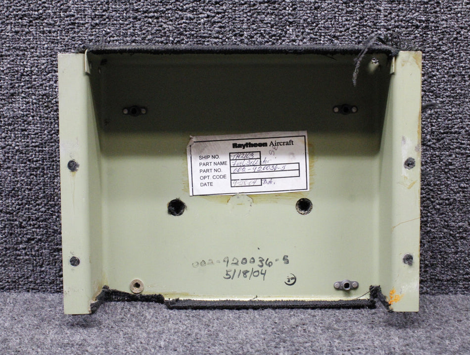 002-920036-5 Beechcraft 58 Fuel Selector Valve Cover