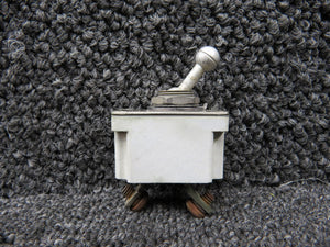 D7270-1-5 (Alt: MS24509-A-5) Klixon Circuit Breaker Toggle Switch