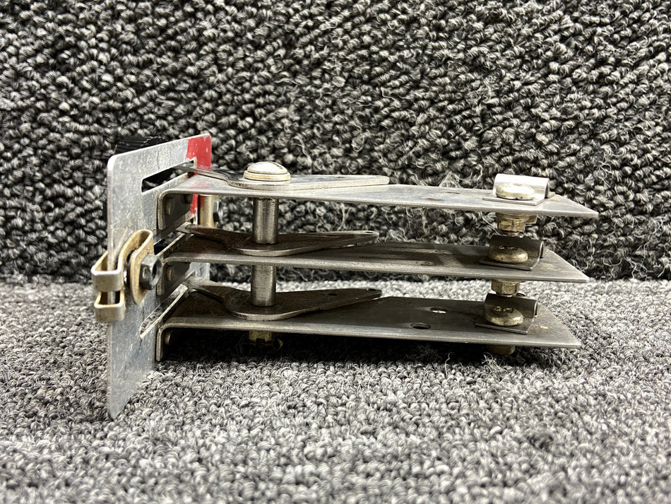 96080-000 Piper PA44-180 Cowl Flap Control Lever Assembly