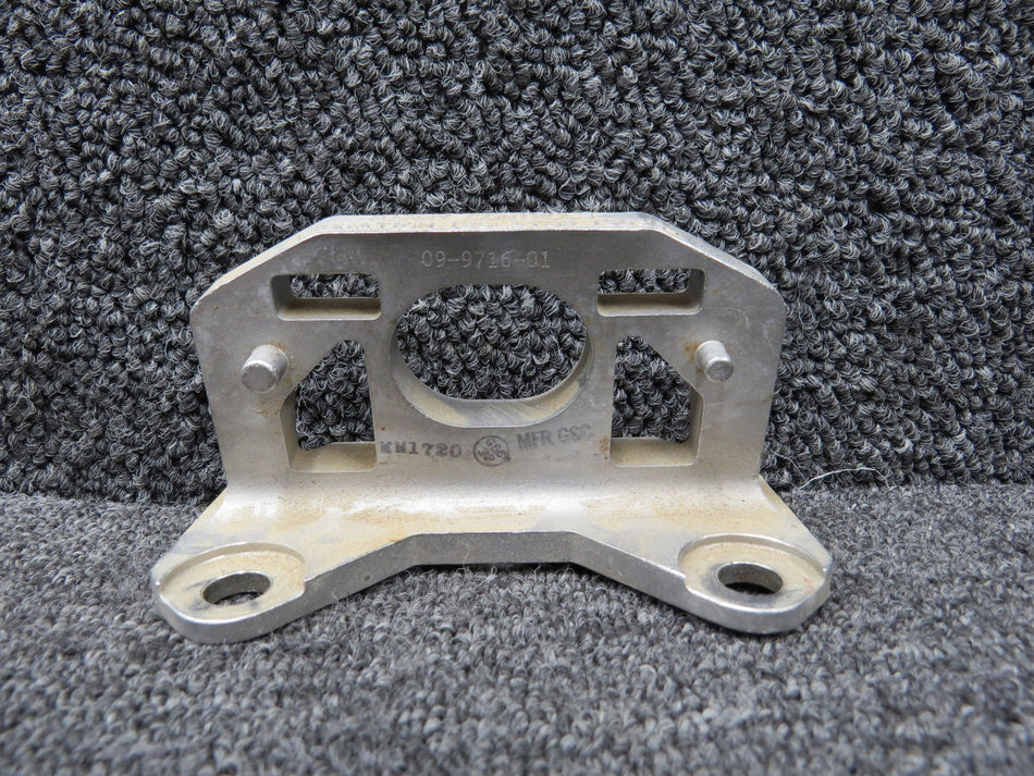 13636-96006-01 Barry Vibrator Isolator Control Mount