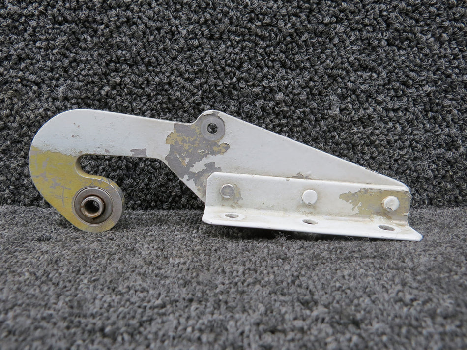 45794-006 Piper PA-31T Forward Nose Landing Gear Door Hinge LH or RH