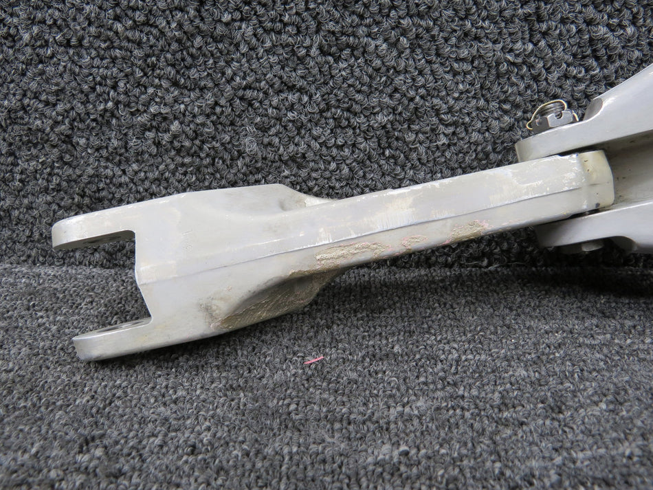 2043007-1, 2043008-1 Cessna 177RG Nose Gear Drag Link Assembly