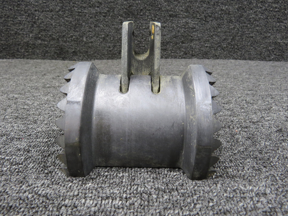 2081001-11, 2041011-4 Cessna 177RG Main Gear Retraction Gear & Arm Assembly