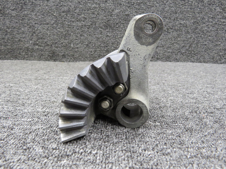 2081001-11, 2041011-4 Cessna 177RG Main Gear Retraction Gear & Arm Assembly