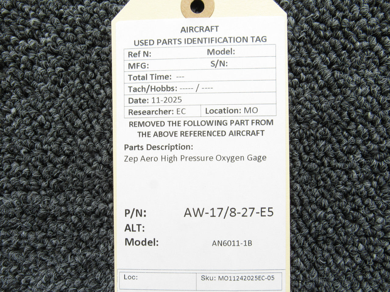 AW-17/8-27-E5 Zep Aero High Pressure Oxygen Gauge – BAS Part Sales