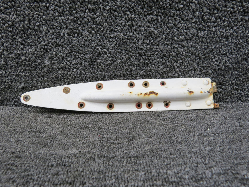 0511238-2 Cessna 172B Upper Cabin Door Hinge Half RH