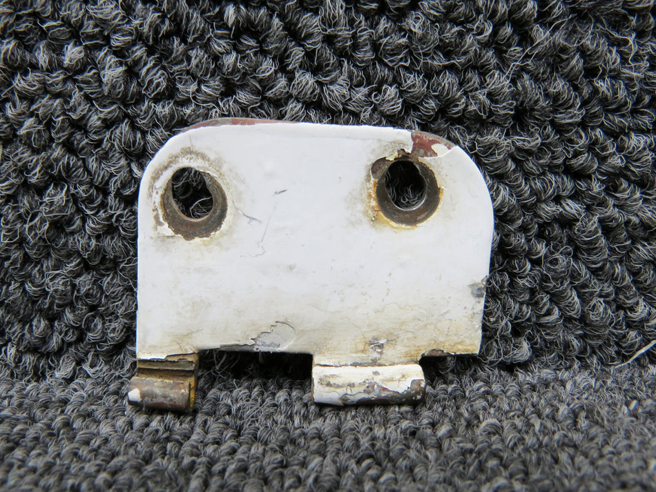 0511461-1 Cessna 172B Lower Aft Door Hinge Half LH