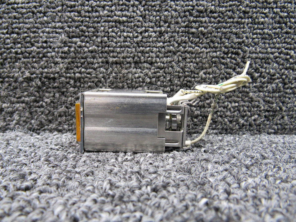 10EA2C2 Twist-Lite Master Specialties Autopilot Off-AP Torque Annunciator Switch