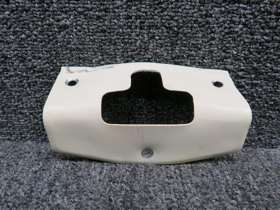 68187-000 Piper PA34-220T Plate Trim Latch