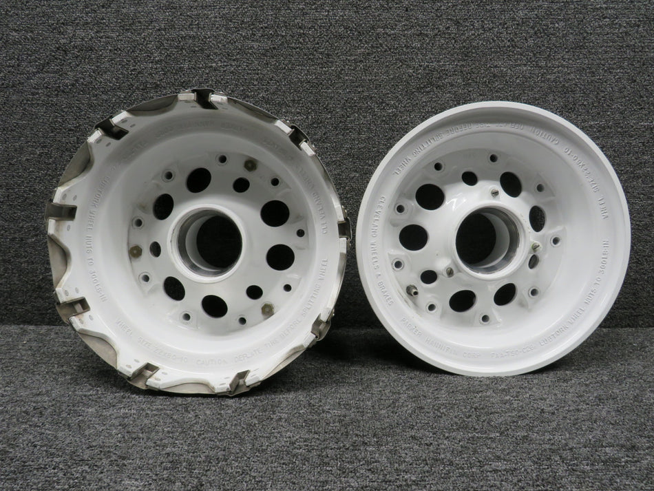 40-202 (Alt: 9912222-2) Cleveland 22x8.0-10 Main Wheel Assembly LH