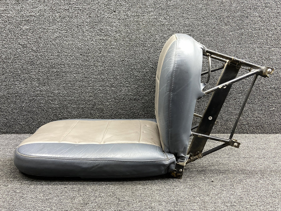 22424-005 Piper PA24-250 Forward Seat Assembly RH