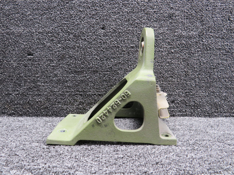 50-524420-4 (Cast: 50-524420) Beechcraft King Air C90 Inboard Elevator Hinge RH