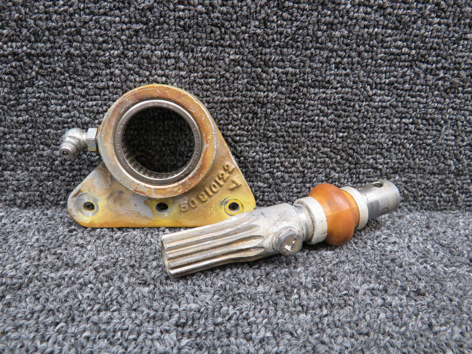 50-820068, 50-820078-3, 50-810122-1 Beech King Air C90 Gear Retract Joint Assy