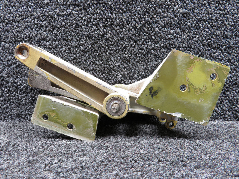 5525503-8 Cessna 501 Speed Brakes Bellcrank Assembly with Trunnion Support