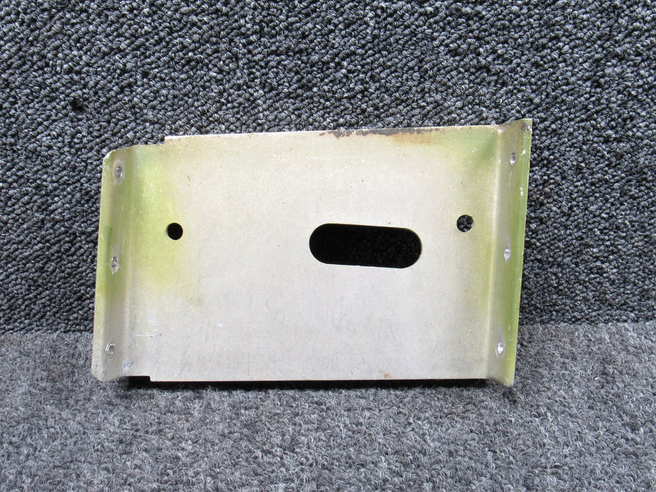 0541122-1 (Cast: 0541122-497) Cessna 172G LH Inboard Main Gear Support