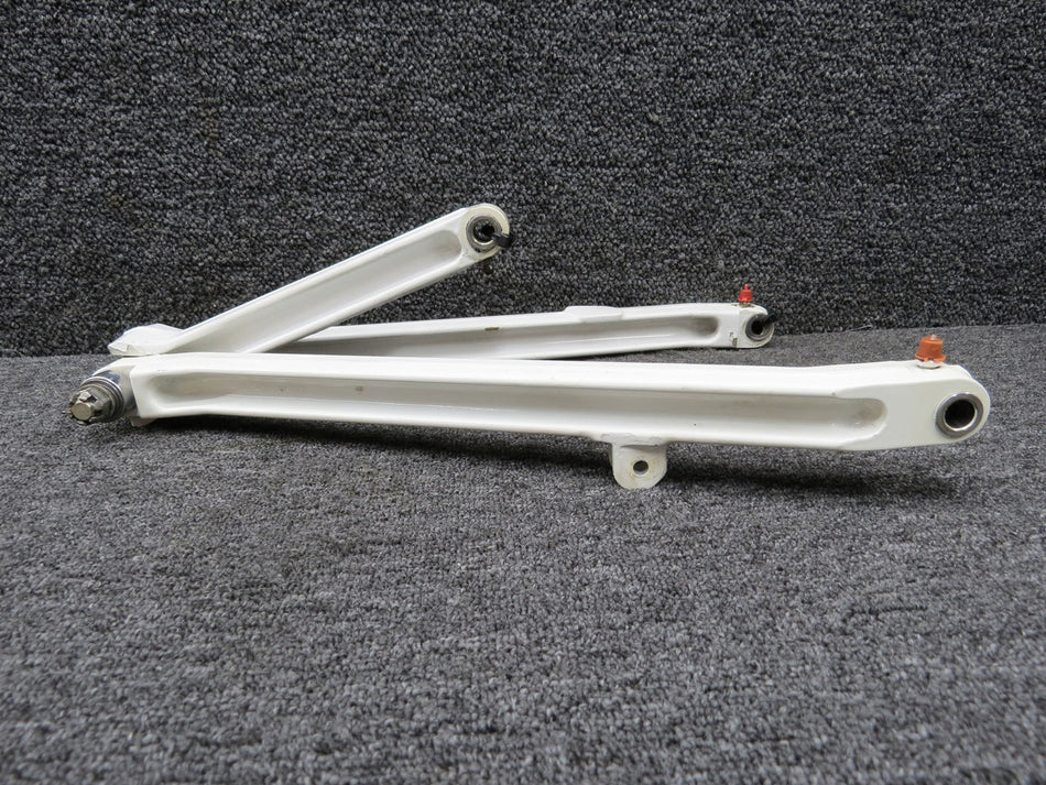 40317-000, 40335-000, 40336-000 Piper PA-31T Nose Gear Drag Brace Link Assembly