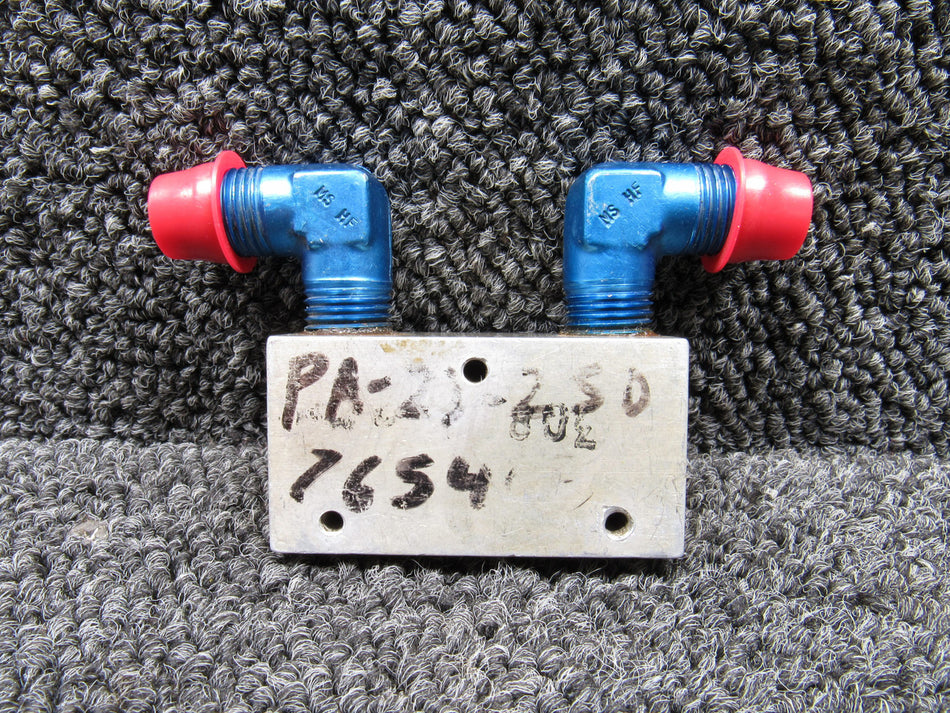 30862-000 Piper PA23-250 Fuel Drain Valve Assembly LH Less Drains
