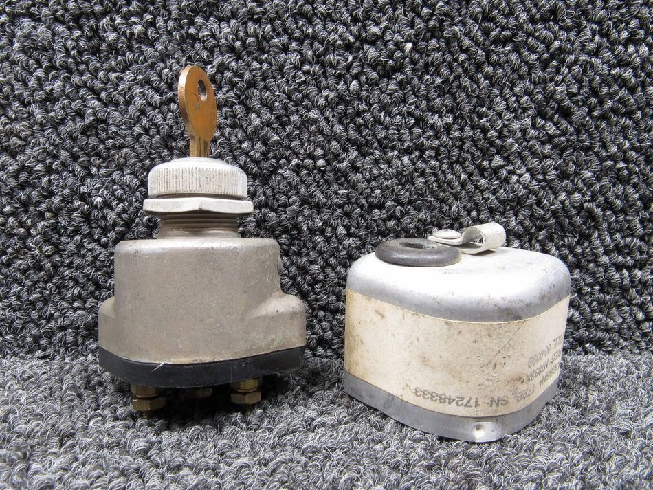 10-51104-6 Cessna Ignition Switch Assembly with Key and Dust Cap