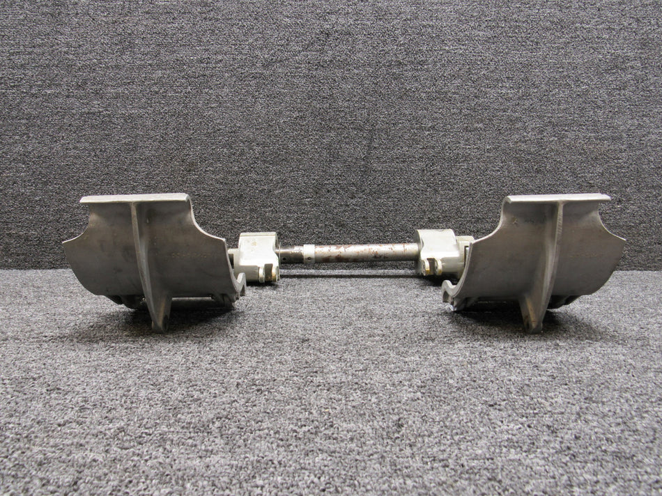 50-524402-609 Beechcraft King Air C90 Pilot Rudder Peddle Assembly