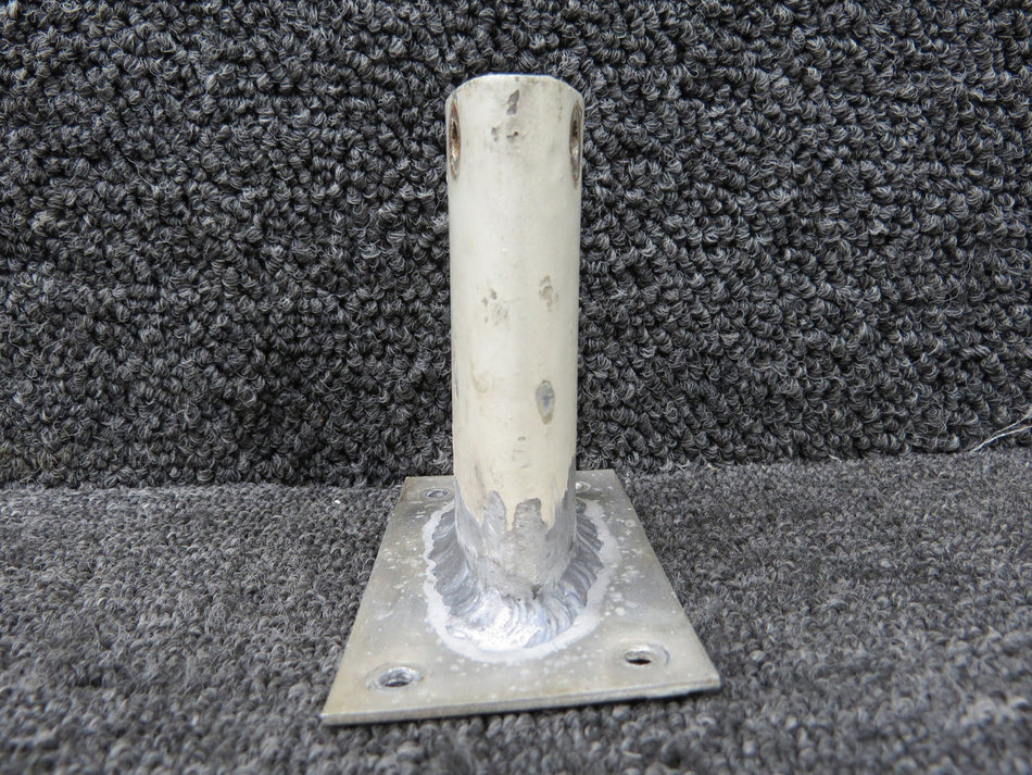 17639-000 (Use: 24381-000) Piper PA-23-150 Pitot Tube Mast Assembly