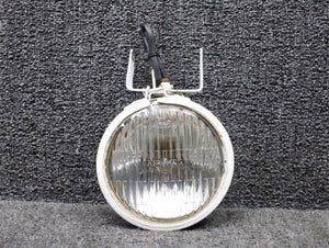 0842215-8 (Use: B-4150B-4594) Cessna 310L Taxi Light Assembly