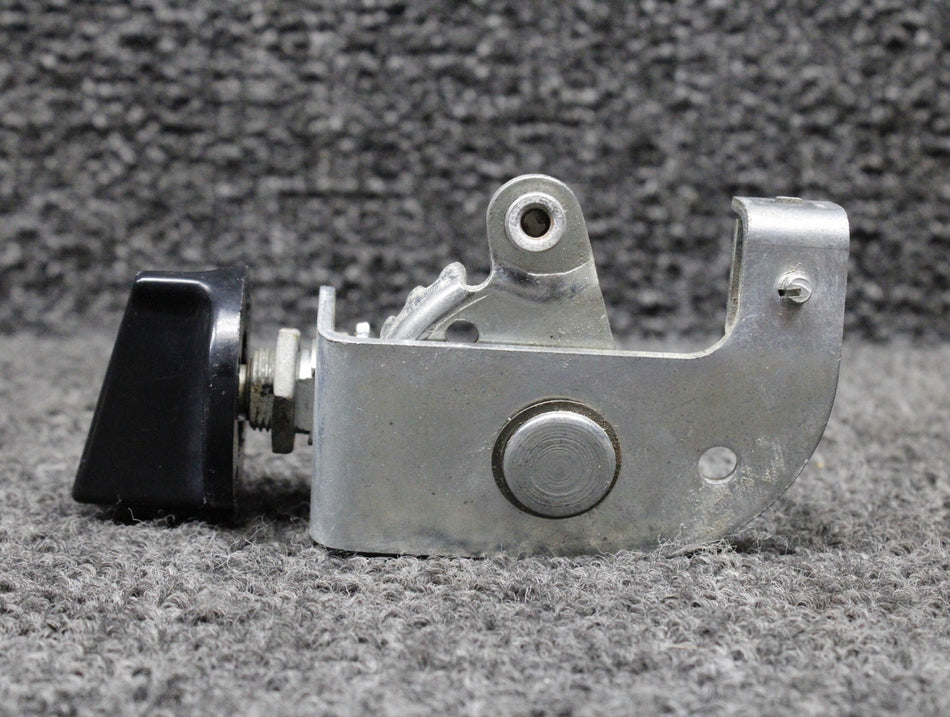 0813501-1 Cessna 310L Defrost Control Assembly (No Cable)