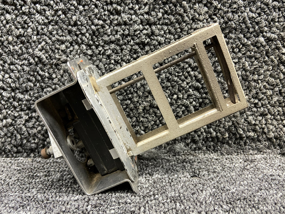 0813841-4 Cessna 310L Heater Thermostat Assembly