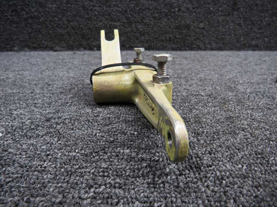 20256-000 (Cast: 20256-2) Piper PA24-250 Bellcrank Assembly Aileron LH