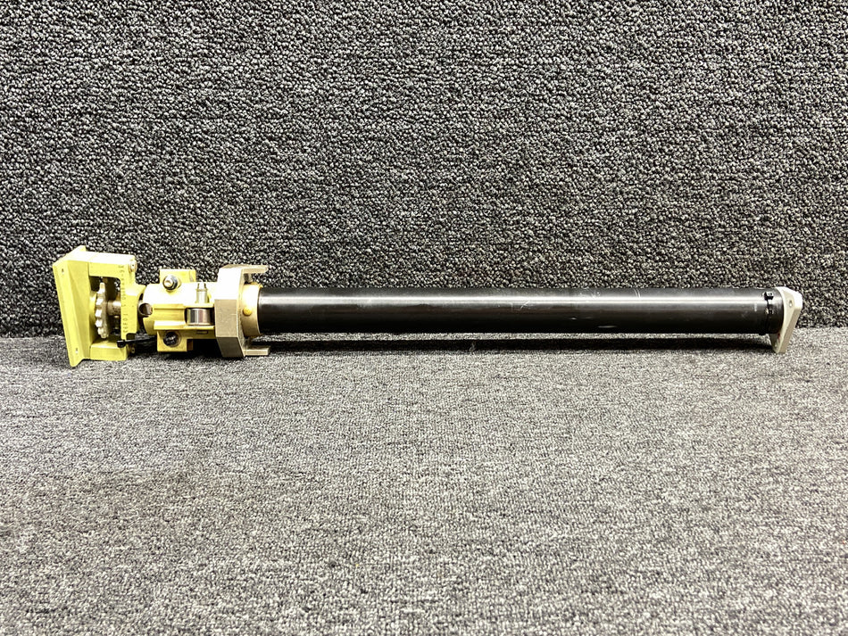 36-524097-17 (Use: 36-524097-25) Beech A36 Pilot Control Column with Accessories