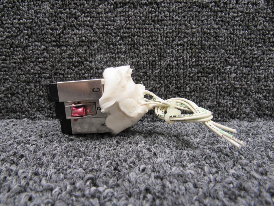 476-726-1351-001 Korry Annunciator Light Switch RH