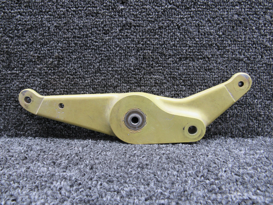 5565626-1 (Cast: 5565626-491) Cessna Citation 560 V Nose Gear Steering Bellcrank