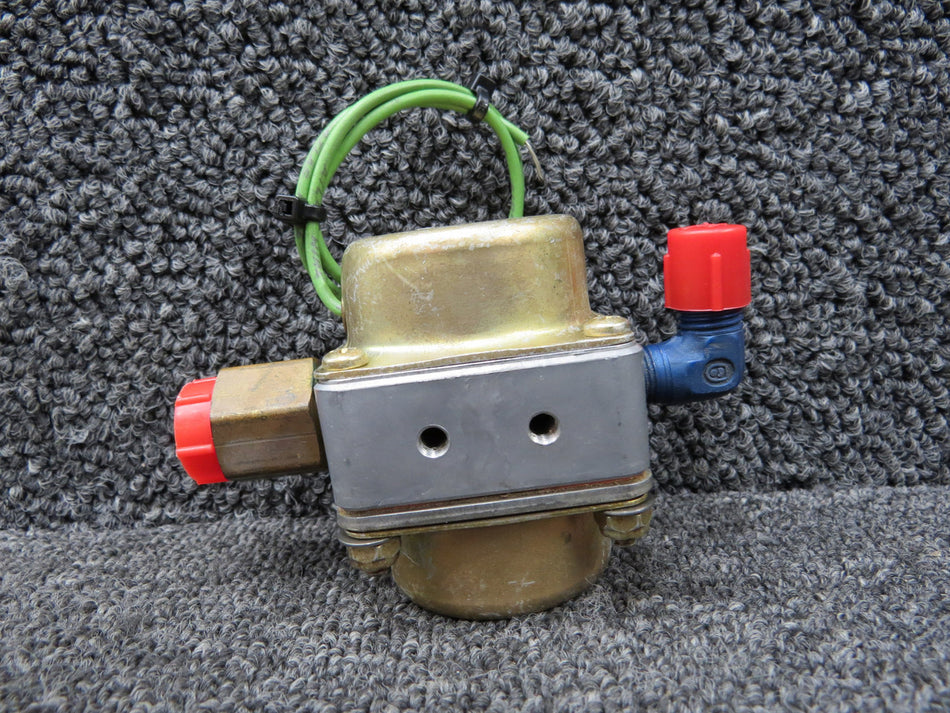 23D04 Janitrol Fuel Pump Assembly (Volts: 24)