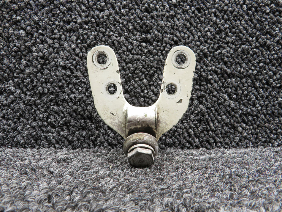50-820091-2 Beechcraft KA-B90 Nose Gear Roller Bracket