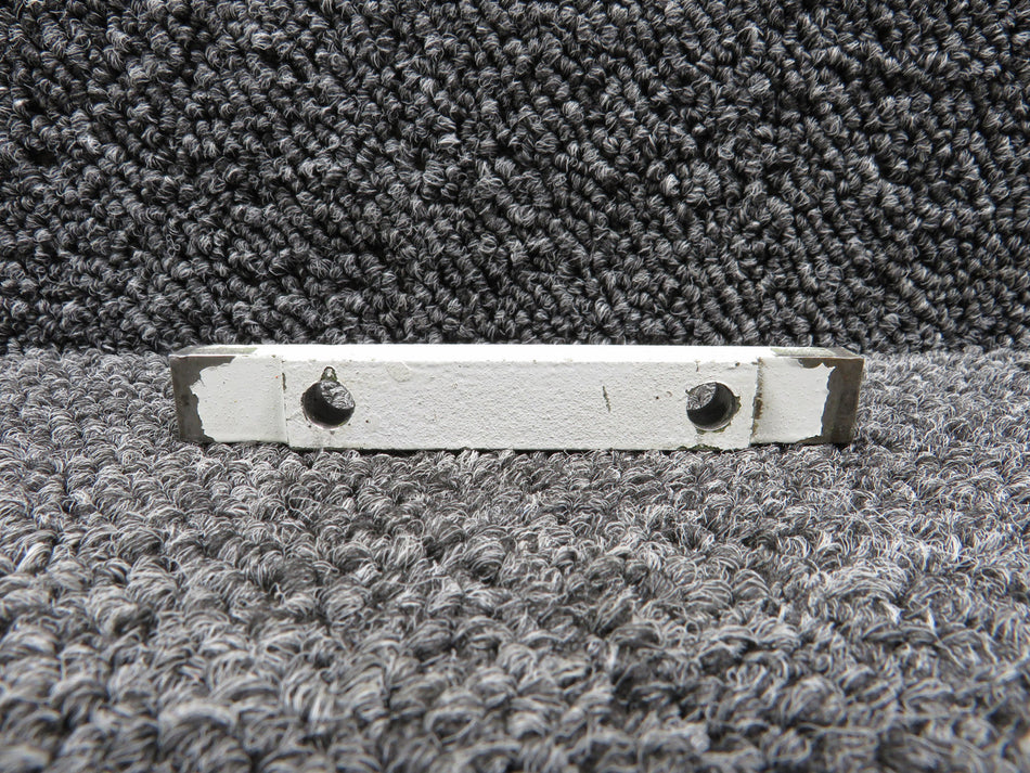50-820022 Beechcraft KA-B90 Nose Gear Sleeve Retainer Bar