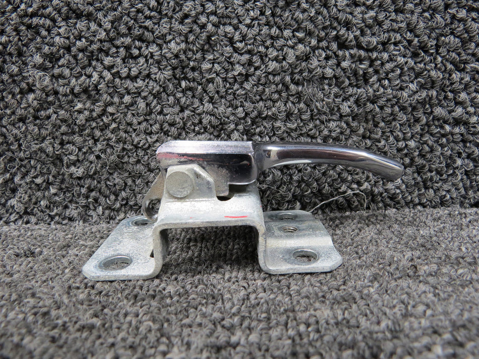 111-837-019H Piper PA-34-200T Forward Cabin Door Inside Handle