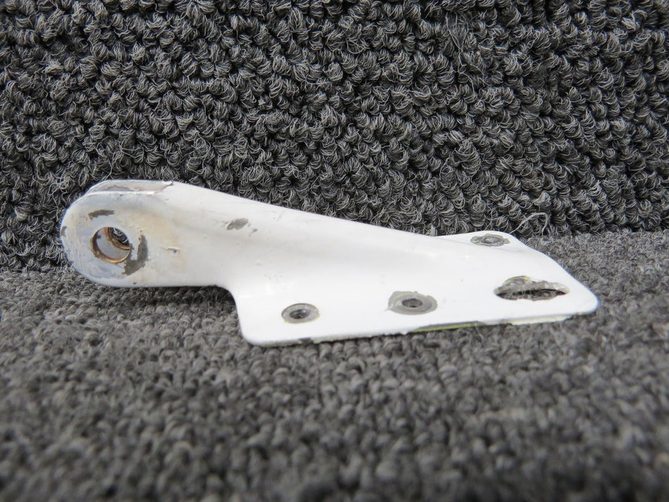 66913-004 Piper PA-34-200T Upper Cabin Door Hinge