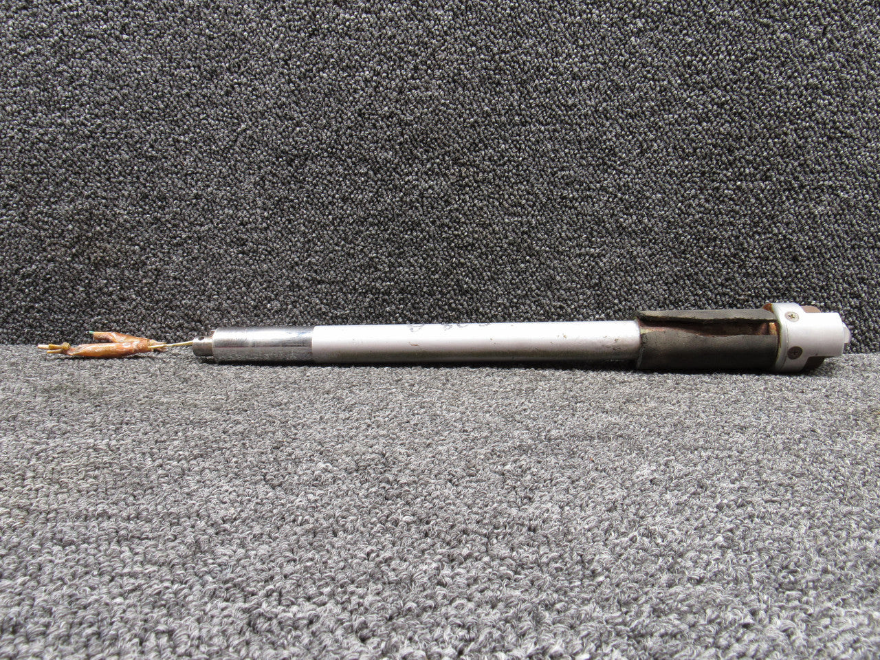 90ページ 28-16200-906 Enstrom Pilot Collective Stick Assembly – BAS Part Sales