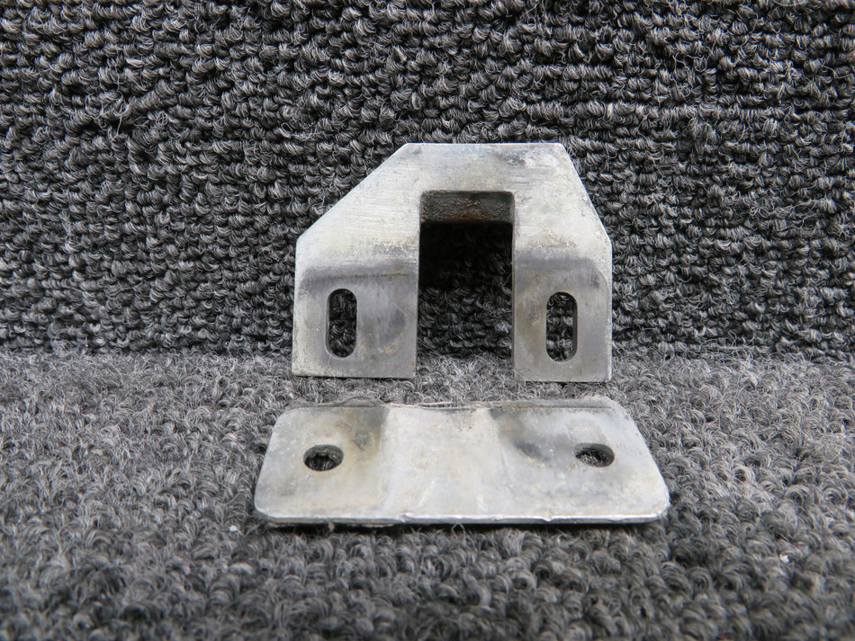 Cessna T207 Aft Cargo Door Lower Latch Catch