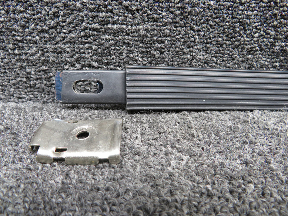 S1362-25 (Use: S1362-25-2) Cessna T207 Interior Assist Handle Assembly