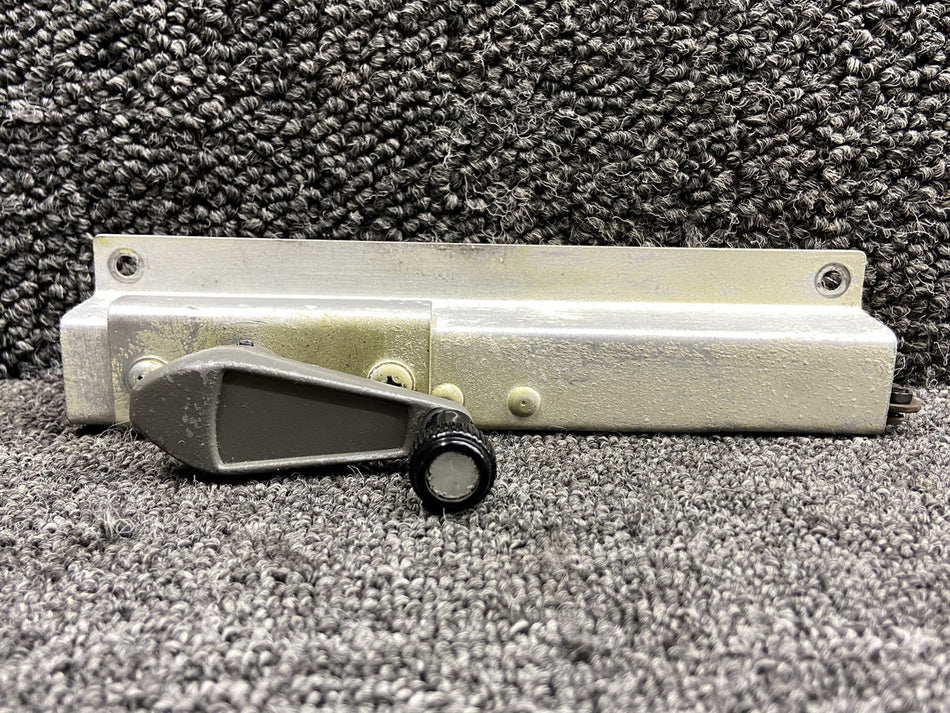 1717075-4 (Use: 1717075-6) Cessna 177B Co-Pilot Vent Window Actuator Assembly