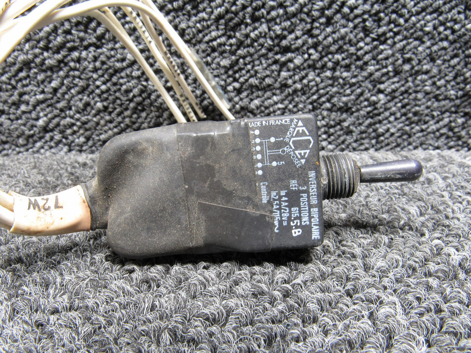 615-5B ECE 3-Position Toggle Switch Assembly (Volts: 28)