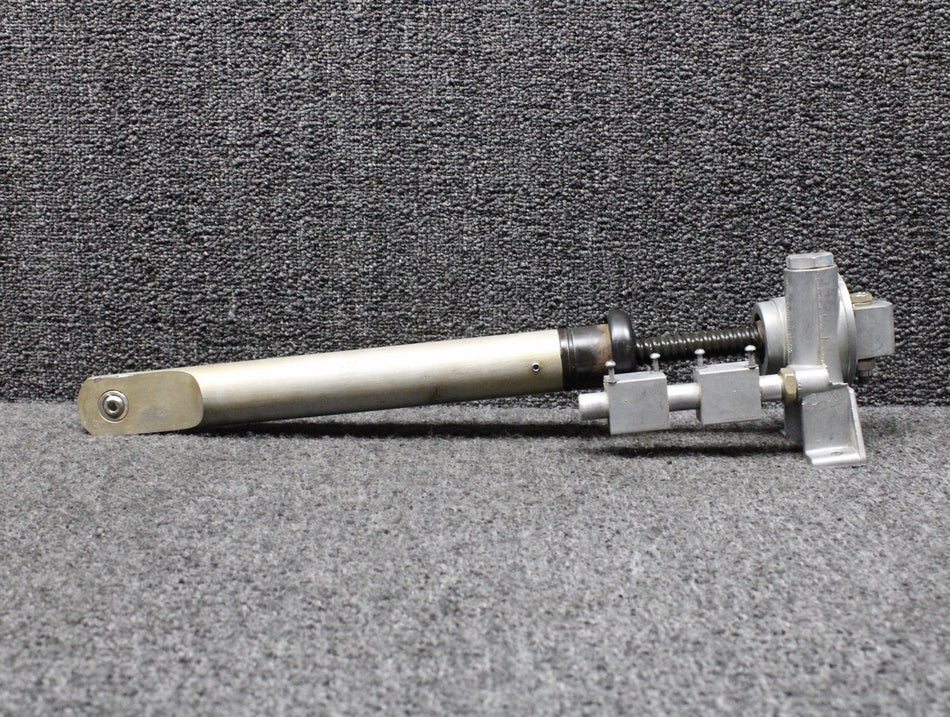 750097-009 (Alt: 750097-011) Mooney M20J Flap Actuator Assembly (No Motor)